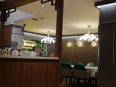 -山顶沙河粉-粤菜馆(凯旋店)
