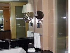 bathroom111-上海浦西万怡酒店