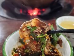 -朝伟清真铜瓢牛肉馆(三十年老·店)