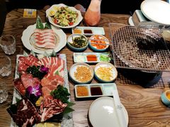 -明洞阿姨·韩式酱蟹烤肉·创意料理(三元桥店)