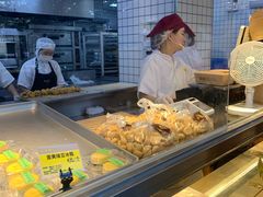 -鲍师傅糕点(江苏路店)