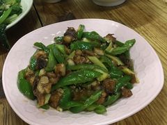 尖椒炒鸡-老兵牛蹄店(下沙店)