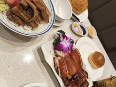-香港新发烧腊茶餐厅(水围店)