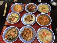 -蓝田九大碗民俗食府(蓝田店)
