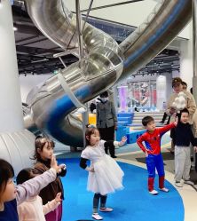 -MINI MARS KIDS CLUB亲子家庭中心(杨浦黄兴店)
