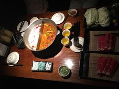 鸳鸯锅-无老锅(苓雅店)