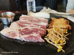 -Dombe豚(黑猪肉街店)