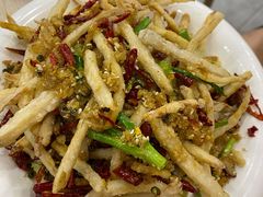 -江城燕子大排档(江汉路步行街店)