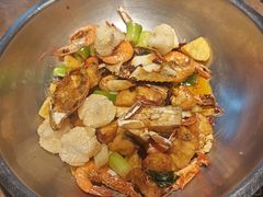 -七欣天香辣蟹火锅(上海银亿滨江店)