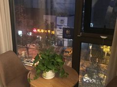 -速8精选酒店(北京工体三里屯春秀路店)