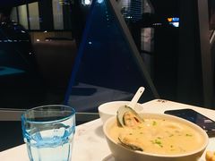 -港丽餐厅(高德置地店)