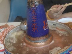 -毛辣果·贵州红酸汤牛肉火锅(西单店)