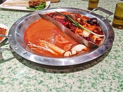 -肖婷姐大铁锅重庆火锅(南湖店)