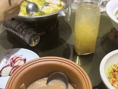 -楚山晓·湖北菜(武汉光谷K11店)