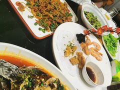-鼎记酒楼(雁南一路店)