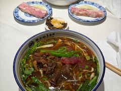 -镇南锅盖面馆(解放路店)