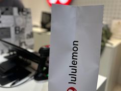 -lululemon(比斯特购物村店)