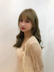 -BULB STUDIO 巴柏明星发型工作室