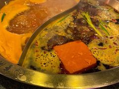 -小天鹅火锅·一线江景洪鼎旗舰店(洪崖洞店)