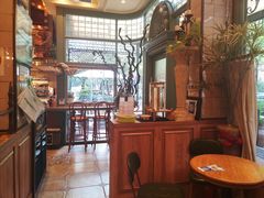 -玛格萝妮比萨屋(四平店)