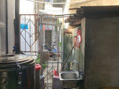 -陈氏老字号十三小炸炸店