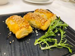 姜芽叉烧酥-白天鹅宾馆-宏图府餐厅