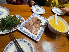 -老天桥酱肉烧饼夹肘子(天桥店)
