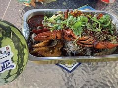 -亚龙湾亚泰商业街