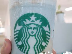 -星巴克(前滩世贸中心店)