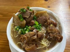 -河记肠粉店