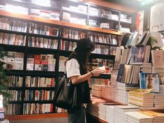 -西西弗书店&矢量咖啡(来福士广场店)