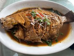 -鸿运美食府