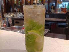 -广州中心皇冠假日酒店