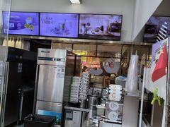 -CoCo都可(八达商城店)