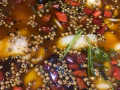 -六福烧烤酒馆(秦隆步行街店)