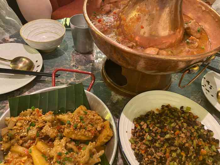 火烧云傣家菜(静安店)-"传说中的有一家火的发紫的云南菜网红餐厅,.