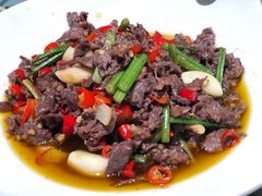 -佬麻雀·剁椒鱼头(京基KK One店)