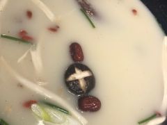 -三人行骨头王火锅(长寿店)