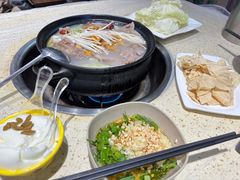 -九寨特色牦牛肉汤锅 羊肉汤锅