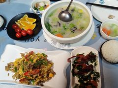 -飞虎过桥米线(翠湖店)