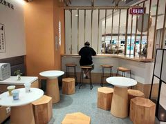 用餐区-炖物24章·顺时轻养茶(杭州大厦店)