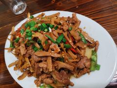 -朗妈私房菜(婺女州店)