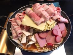 -炙韩料理·部队锅专门店