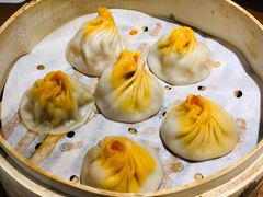 手拆六月黄小笼包-苏小柳手工点心(人民广场分院)