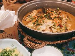 -闯关东东北农家菜(崂山石老人店)