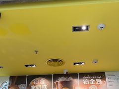 -麦当劳(深圳北站B2检票口楼上)