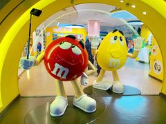 -m豆巧克力世界(上海世茂广场店)