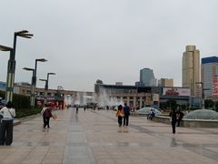 -泉城广场
