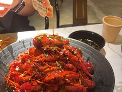 -巴厘龙虾·榜首油焖大虾(音乐学院·沿江酒馆店)