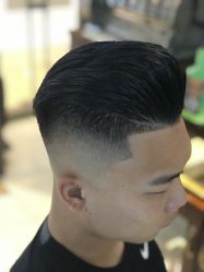 -小戈男士复古理发馆barber shop